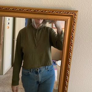 cropped hoodie